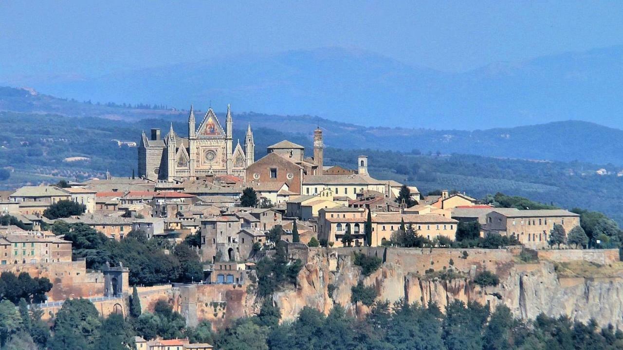 Feronia - Le Dimore Di Borgo Tessile Villa Orvieto Buitenkant foto